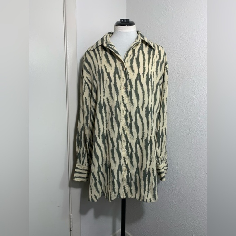 Glam zebra striped oversized button down top green and cream M